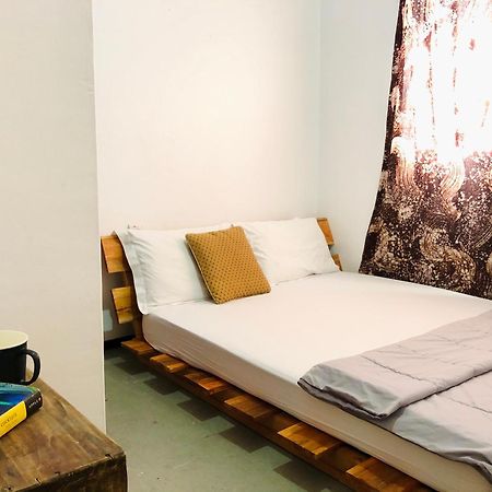 Mambo & Jambo Homestay Mwanza Exterior photo