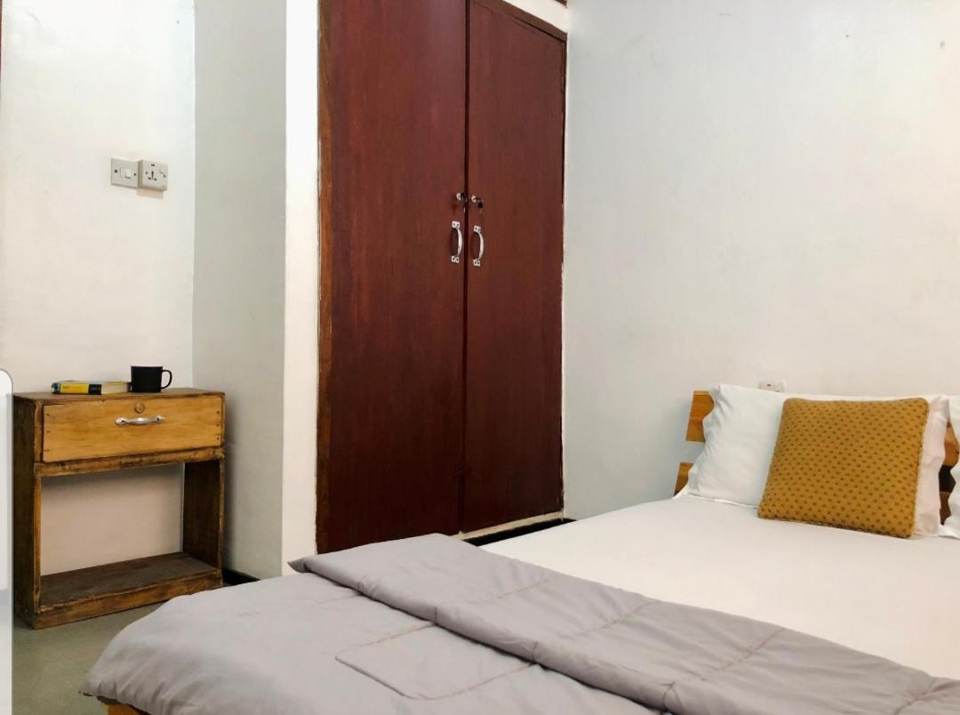 Mambo & Jambo Homestay Mwanza Exterior photo